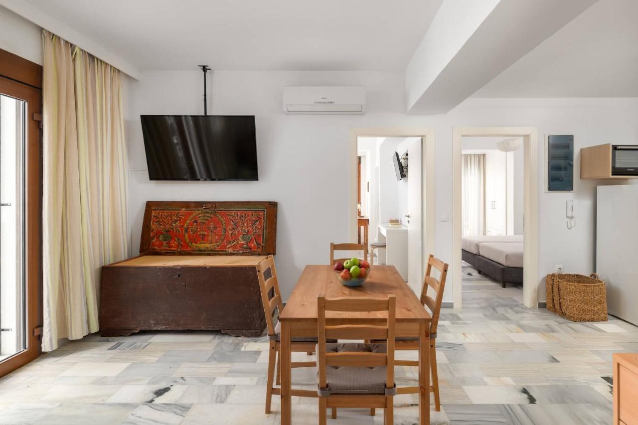 Arte Suites Pefki Exteriör bild