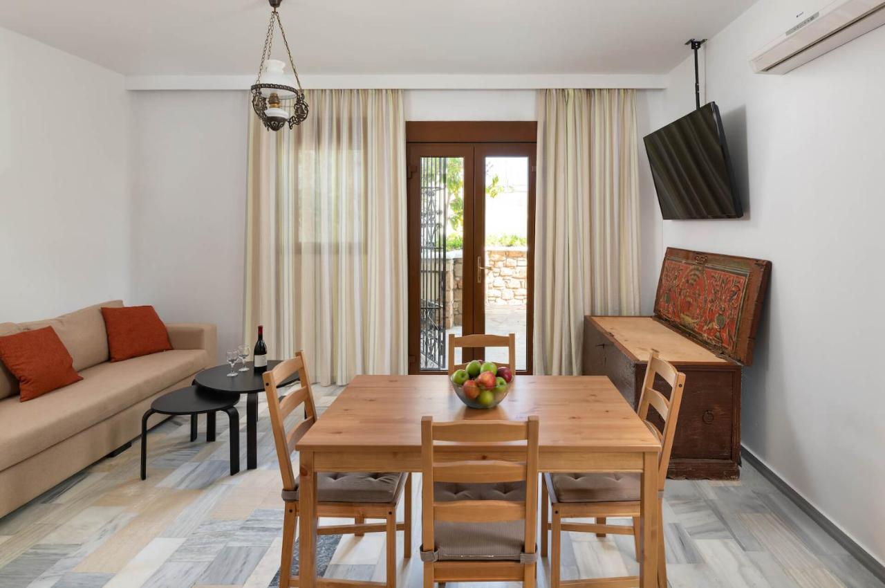 Arte Suites Pefki Exteriör bild